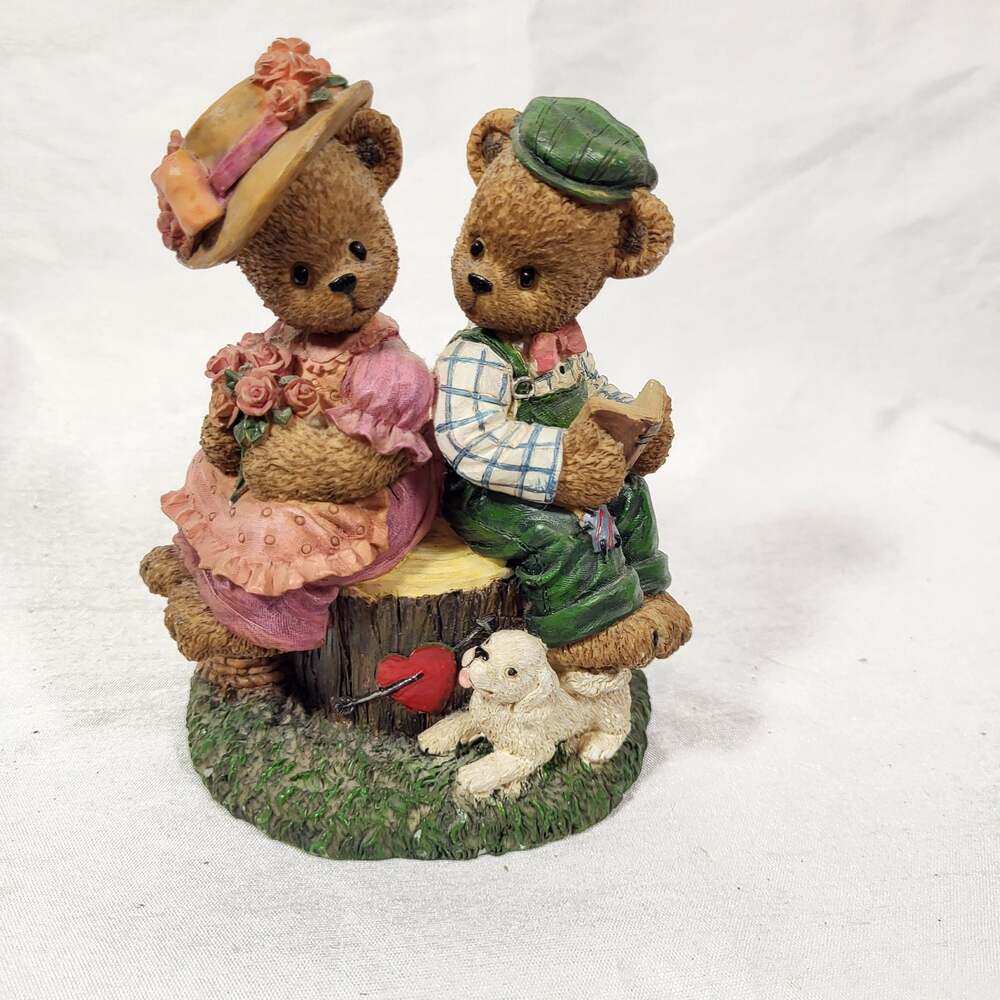 Millennial Inheritance 1999 Young's Incorporated Berry Hill Bears Figurine